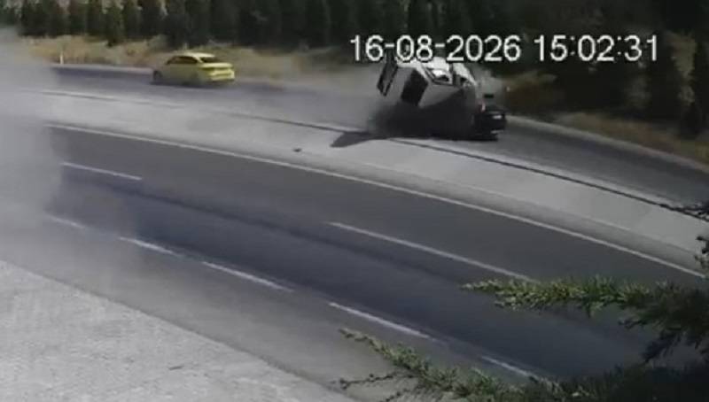 Konya'da otomobilden kopan parça faciaya yol açtı: 3 ayrı kaza, 2 ölüm 5
